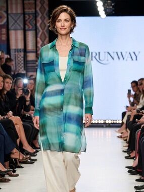 Elie Tahari Chiffon Green and Blue Sheer Button-Down Tunic size small $210